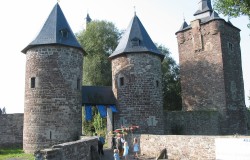 Feodaal kasteel van Sombreffe